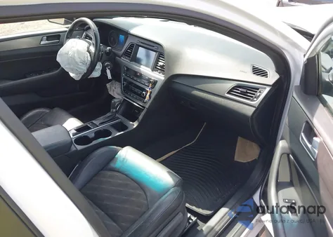 2017 Hyundai Sonata Sport 2.0T z USA, uszkodzony, nr VIN 5NPE34ABXHH448331